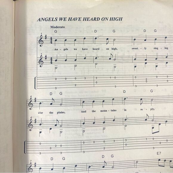 Santa And His 6 String Guitar Music Book Paperback Vintage 1996 - Picture 7 of 7